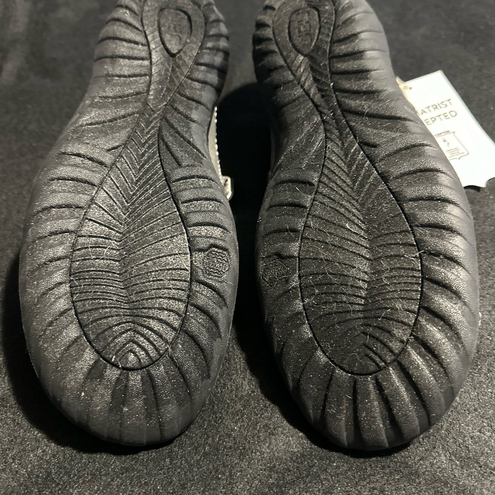 JBU Women's Flats in Cream and Gray - Picture 8 of 13